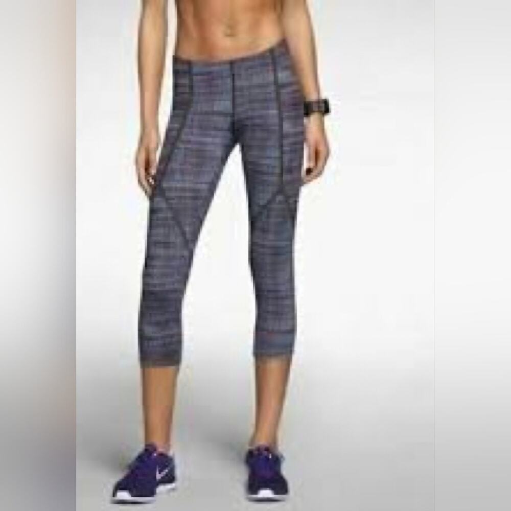 Nike Dri-FIT Navy Capri Athletic Leggings Sz M #1949